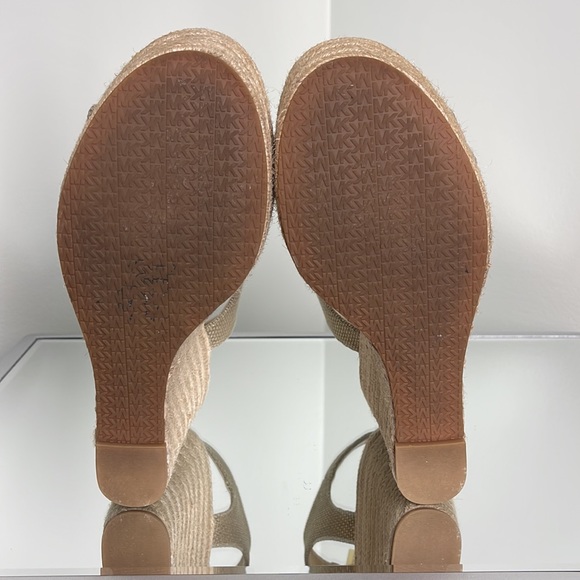 Michael Kors Gold Platform Wedges Ladies Size 8.5 - Picture 11 of 12